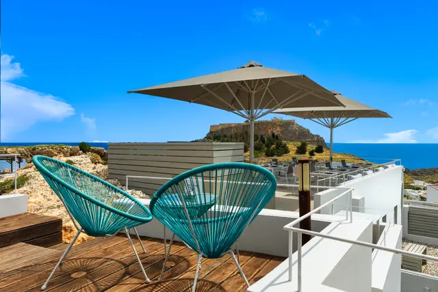 Sky Bar & Breakfast